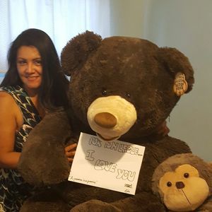 Meet your Posher, Leonora